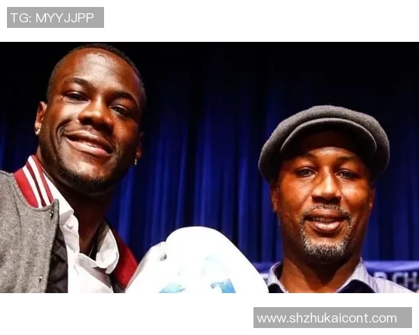 埃曼与阿高斯的巅峰对决谁将成为新的拳坛传奇