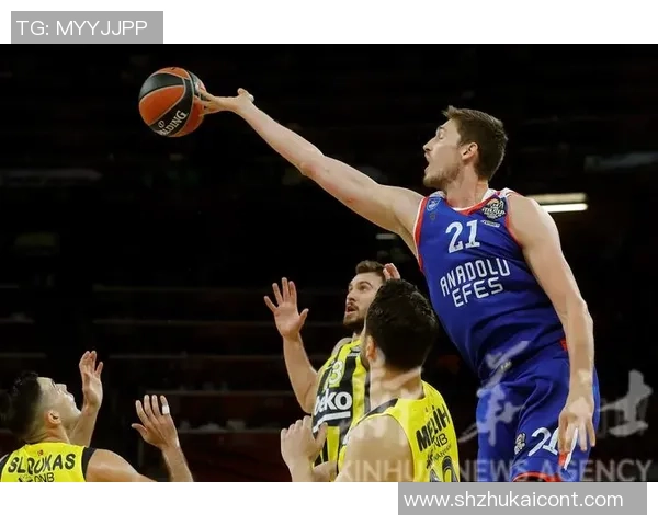 巴塞罗那与阿纳多卢艾菲斯对决精彩回顾与赛后分析