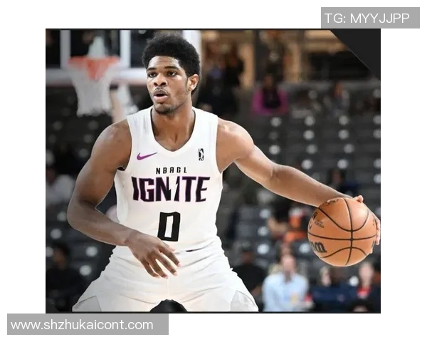 斯库特亨德森的崛起之路：从天才少年到NBA新星的奋斗历程